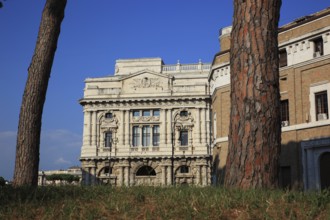 Palazzo di Giustizia, Palace of Justice, Prati district on the banks of the Tiber, Rome, Italy,