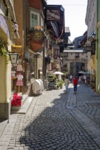 Alley in the historic centre of Kufstein with the Auracher Löchl restaurant, where the famous