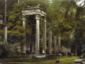 Windsor, Ruinen am Virginia Water, England / Windsor, ruins at Virginia Water, England, Historical,