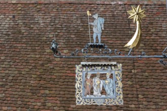 Historic nose sign of the Three Holy Kings Inn, Marktplatz 3, Endingen, Badern-Württemberg,