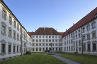 Inner courtyard with baroque illusion architecture, illusion painting, row, series, window,