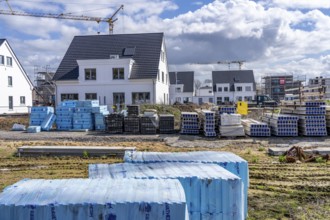 New development district, around 140 detached and semi-detached villas being built in the south of