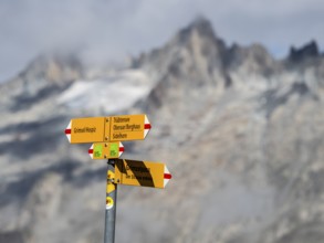 Signposts to Grimsel Hospiz, Lake Oberaar, hiking path, Switzerland, Europe