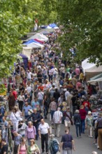 Flea market at the summer festival at the Gruga in Essen, 10-day funfair at Messe Essen, with one