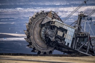 Lignite opencast mine Garzweiler, bucket wheel excavator mining overburden, coal, near Jüchen,