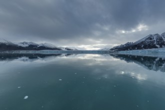 Mountains and glacier edge of Monacobreen, Liefdefjord, Woodfjord area, Spitsbergen Island,