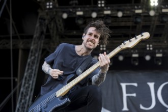 Chris Hell, singer of Fjørt at the Highfield Festival on Saturday, Störmthaler See, 17.08.2024