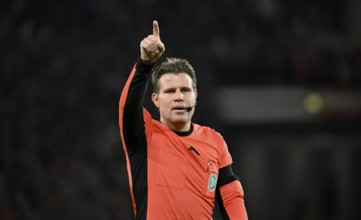 Referee Referee Dr Felix Brych Gesture Gesture MHPArena, MHP Arena Stuttgart, Baden-Württemberg,