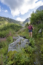 Hiking on a hiking trail, Carnic High Trail, Carnic Main Ridge, Carnic Alps, Carinthia, Austria,