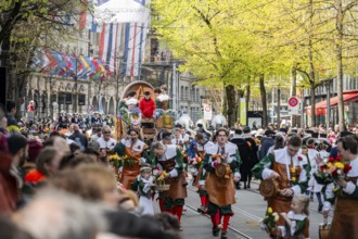 Parade of historically costumed guildsmen, Sechseläuten or Sächsilüüte, Zurich Spring Festival,