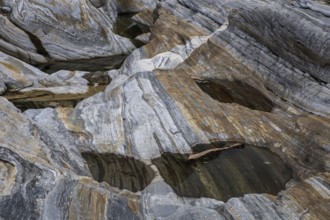 Rocks, rock structures, Verzasca River, near Lavertezzo, Verzasca Valley, Valle Verzasca, Canton