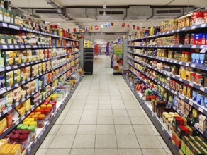 Supermarket aisle, Witten, Ruhr area, North Rhine-Westphalia, Germany, Europe