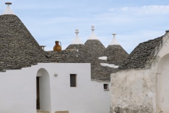 Conical dry roofs of trulli houses, Alberobello, Apulia region, Italy, Europe