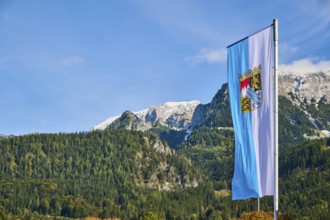 Flag of Bavaria, Mountains in autumn colours, Berchtesgaden Alps, Berchtesgaden National Park,