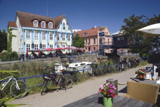 Europe, Germany, Mecklenburg-Western Pomerania, Plau am See, Lake Plau, Elde-Müritz waterway, lift