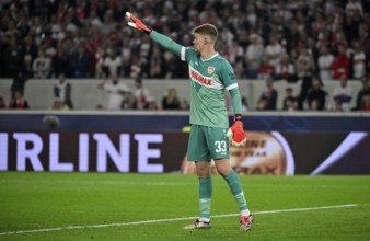 Goalkeeper Alexander Nübel VfB Stuttgart (33) Gesture Gesture Champions League, MHPArena, MHP Arena