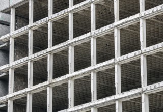 Demolition of office tower at the Urania. The administration building, built in 1967, will be