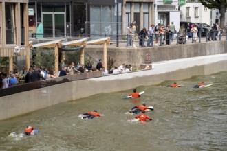 Surfing facility in the city centre of Rotterdam, Rif010, supposedly the world's first wave