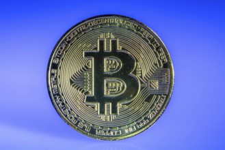 Bitcoin, cryptocurrency, symbol coin, optical placeholder for the digital currency