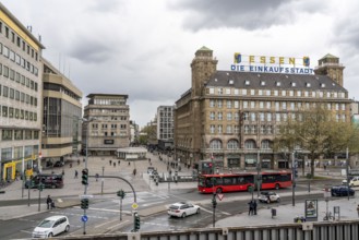 Willy-Brandt-Platz in the city centre of Essen, pedestrian zone, shopping street Kettwiger Straße,