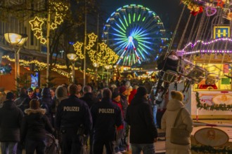 Christmas market on Königsstraße in the city centre of Duisburg, pre-Christmas season, Christmas