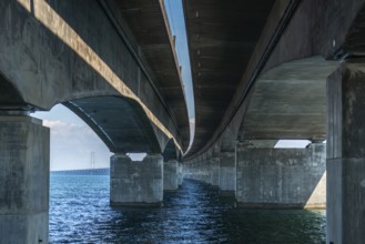 Storebæltsbro Nyborg, Sund Bridge Fyn-Sjælland, Fyn-Sealand, railway and motorway bridge, Great