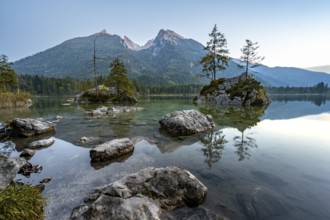 Hochkalter reflected in Hintersee, at sunset, Berchtesgaden National Park, Ramsau, Upper Bavaria,