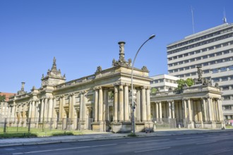 Königskolonnaden, Potsdamer Straße, Heinrich-von-Kleist-Park, Schöneberg, Berlin, Germany, Europe