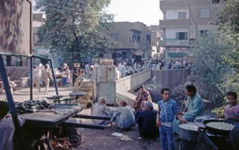 People Market, Assiut, Nile Valley, Egypt, September 1989, vintage, retro, old, historical, Africa