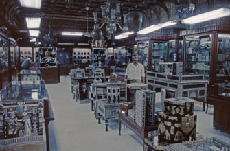 Shop with mother-of-pearl and ivory works, Chan el-Chalili Bazaar, Cairo, Egypt, Africa