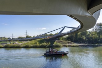 New bridge over the Rhine-Herne Canal and the Emscher, leap over the Emscher, bicycle and