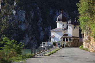 Wallachia, Din Valea Mracunei Monastery, Iron Tor tor nature park Park, on the Danube, on the Cazan