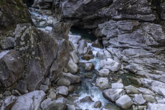 Rocks, rock formations, Verzasca River, near Lavertezzo, Verzasca Valley, Valle Verzasca, Canton