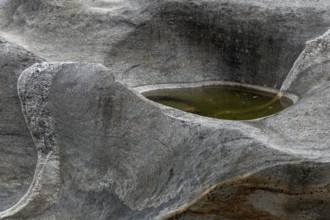 Rocks, rock structures, Verzasca River, near Lavertezzo, Verzasca Valley, Valle Verzasca, Canton