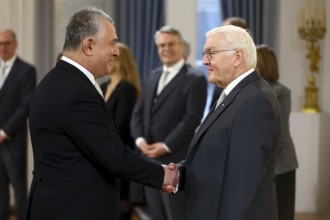 Ahmet Ba?ar ?en Turkey is received by Frank-Walter Steinmeier (President of the Federal Republic of