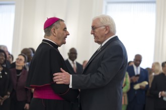 Nikola Eterovic (Archbishop of the Holy See) and Frank-Walter Steinmeier (President of the Federal