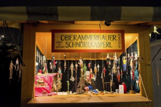 (Copyright © Sylvio Dittrich +49 1772156417) Christmas market on the Neumarkt at the Frauenkirche