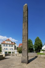 Dresden White Stag, Obelisk