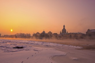 Dresden morning fog over the Elbe