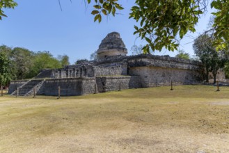 Observatory building, El Caracol, Chichen Itzá, Mayan ruins, Yucatan, Mexico, Central America