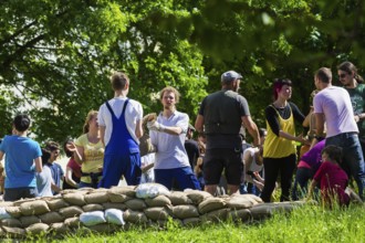 Flood relief workers in Dresden