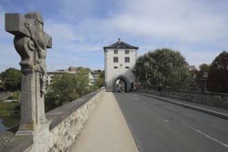 Old Lahn Bridge with Crucifix and Bridge Tower, Gate Tower, Lahn, Old Town, Limburg, Hesse,