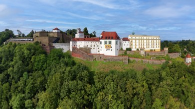 Veste Oberhaus, built 1219-1800, aerial view, Dreiflüssestadt Passau, independent university town,