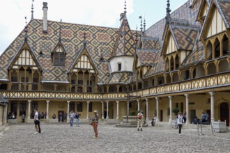 Courtyard of the Hôtel-Dieu, former hospital founded in 1443, Beaune, Côte-d'Or department,