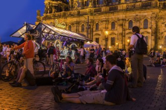 Richard Strauss Gala, broadcast from the Semperoper onto the Theaterplatz