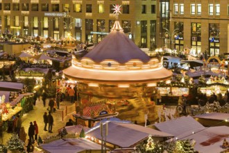 The Striezelmarkt, which has been held since 1434, is the oldest Christmas market in Germany and