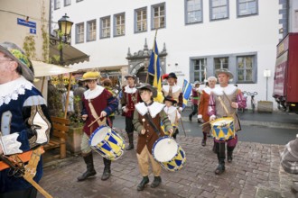 Pirna the members of the association Der Retter playfully re-enact the invasion of the Swedes in