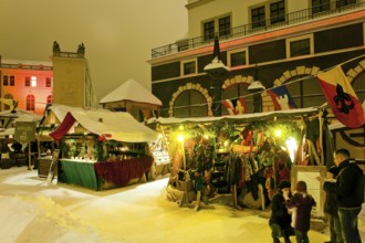 The nostalgic Christmas market in the stable yard of Dresden's Residence Palace also offers quiet