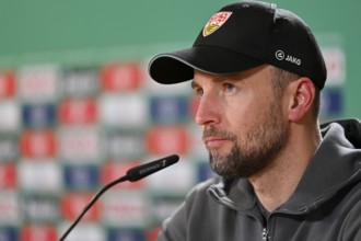 Coach Sebastian Hoeneß VfB Stuttgart Press Conference PK, Portrait, DFB-Pokal, MHPArena, MHP Arena