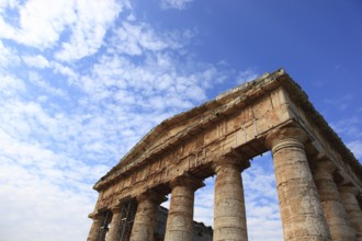 Temple of Hera, Temple of Hera in the former ancient city of Segesta, the province of Trapani,